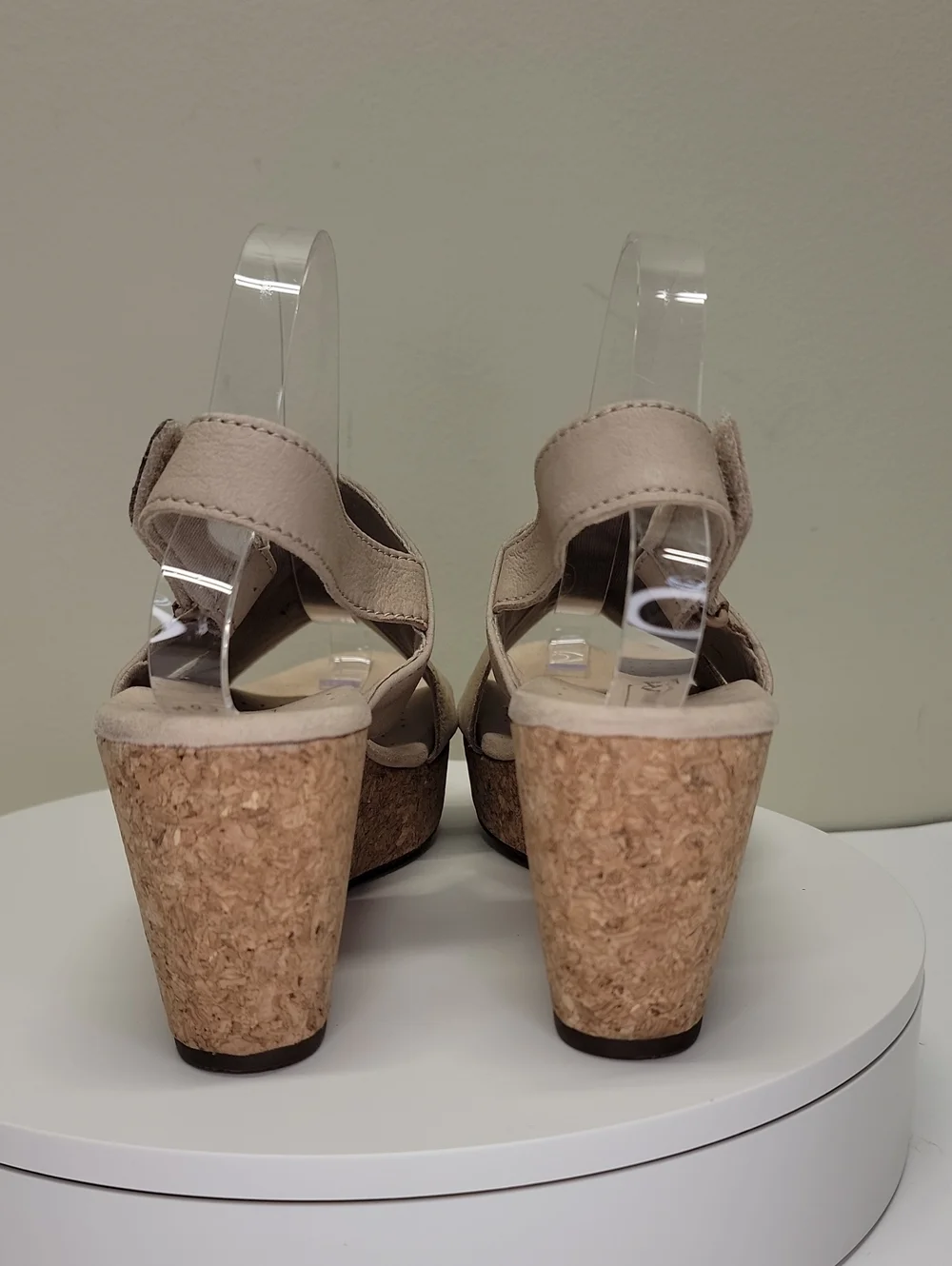 Clark's Beige Slingback Cork Wedge Sandals - Ultimate Comfort Collection Sz 9.5
